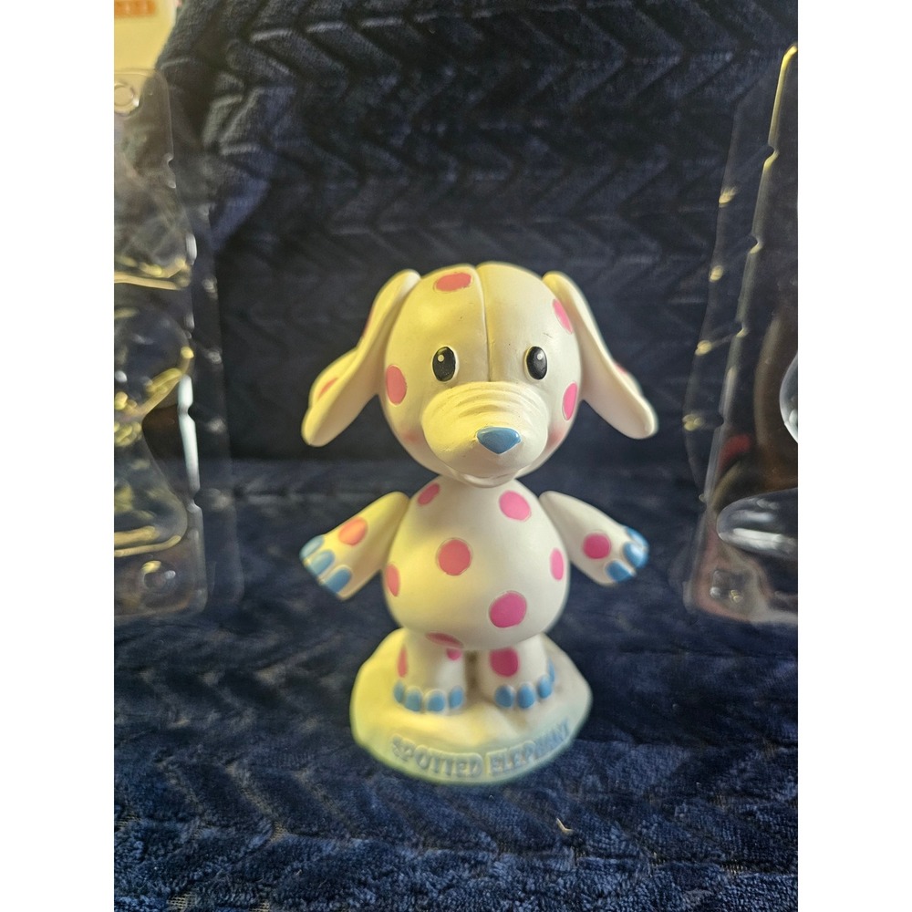 Spotted Elephant Bobblehead -โ Blue and White - Rudolph Collection ๐๐ค - Picture 6 of 10